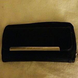 Steve Madden black wallet